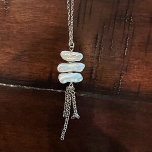 Elegant Pearl Pendant Necklace